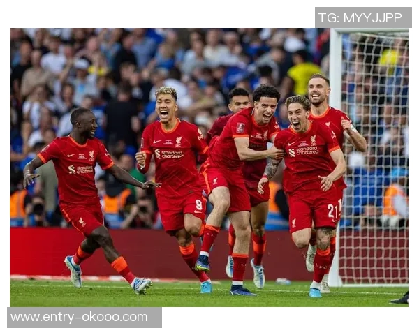 曼城与利物浦门线争议引发热议比赛背后的精彩瞬间解析